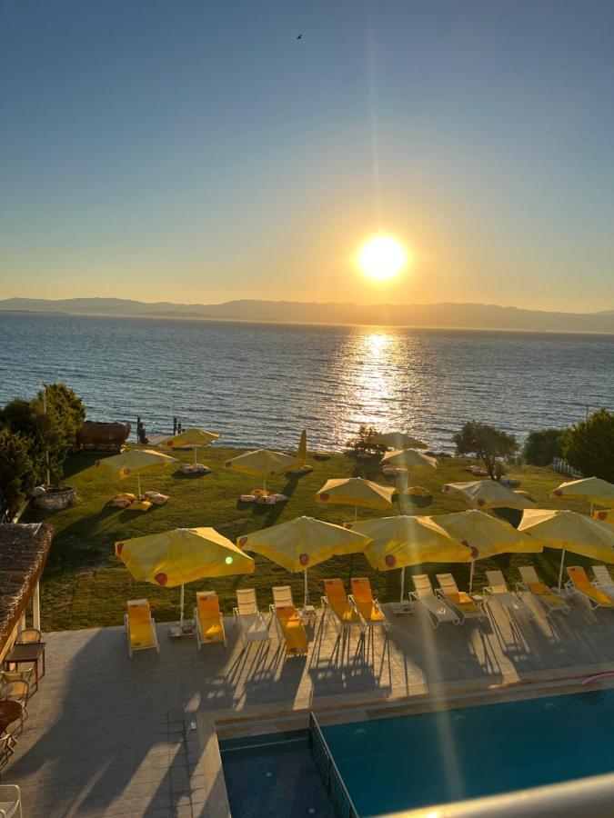 Life Point Hotel Cesme Exterior photo